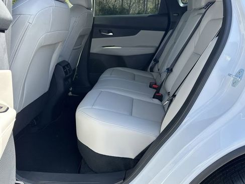 New 2026 Nissan Murano SL image 16