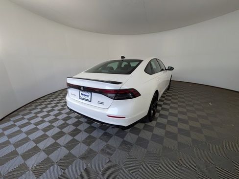 Used 2023 Honda Accord Sport image 5