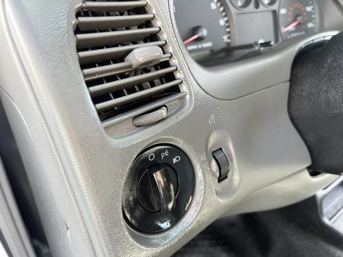 Used 2010 Ford Ranger XL image 27