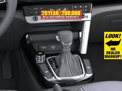 New 2026 Kia Seltos S FWD image 23