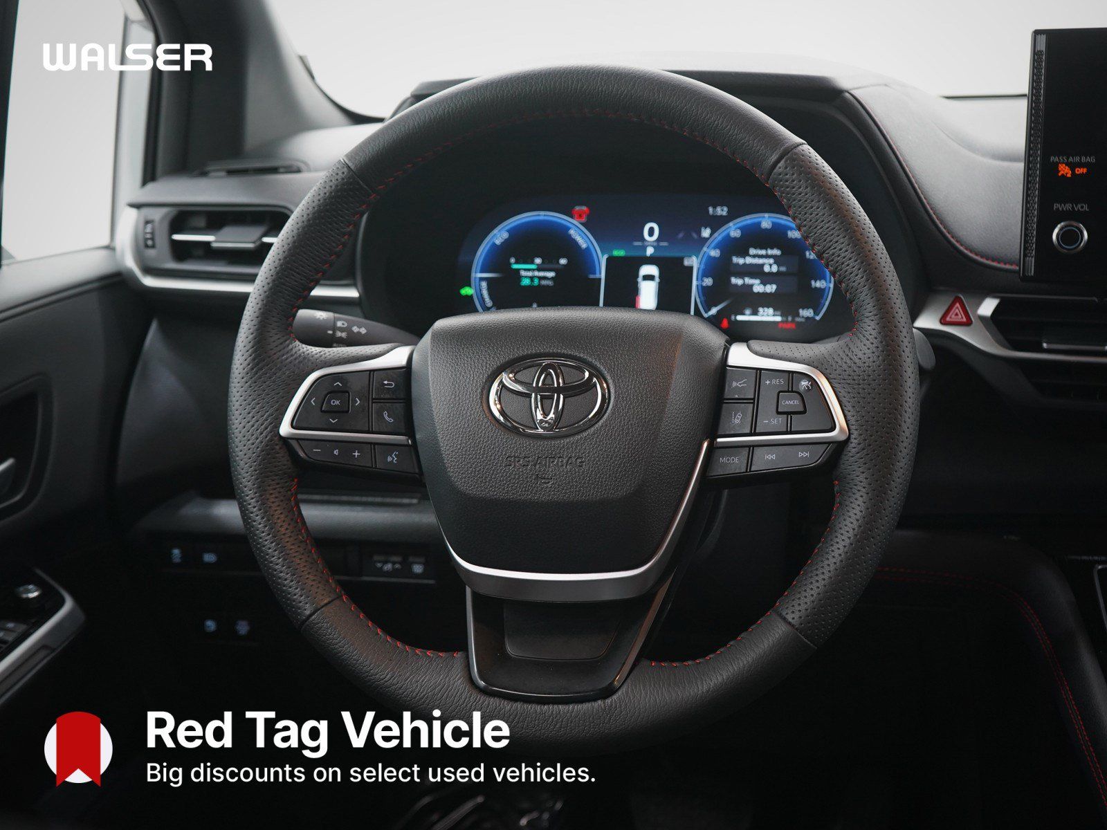 Used 2025 Toyota Sienna XSE AWD/4WD image 18