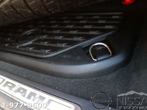 Used 2021 RAM 1500 Laramie AWD/4WD image 17