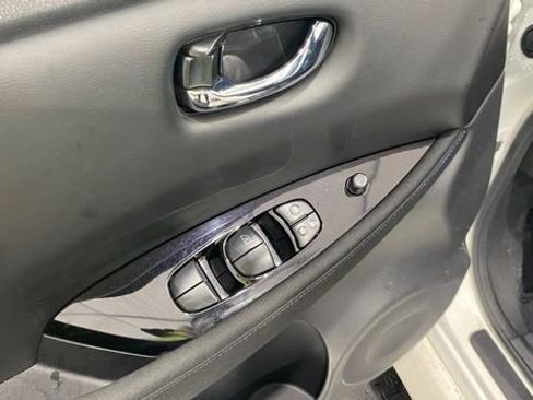 Used 2022 Nissan Leaf SV Plus image 15
