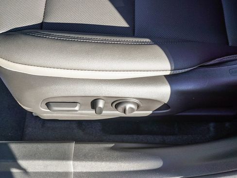 New 2026 Chevrolet Trax ACTIV w/ Sunroof Package image 19