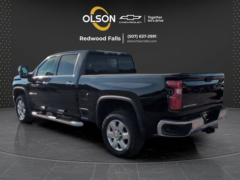 Used 2023 Chevrolet Silverado 2500 LTZ w/ LTZ Premium Package AWD/4WD image 3