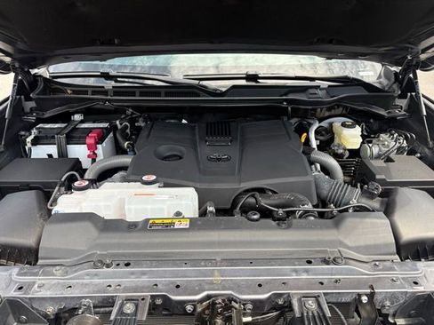Used 2025 Toyota Tundra SR5 w/ SX Package AWD/4WD image 21