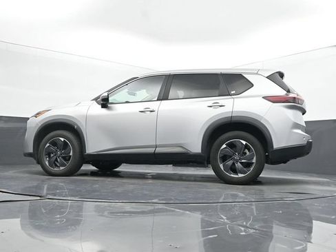 Used 2024 Nissan Rogue SV AWD/4WD image 48