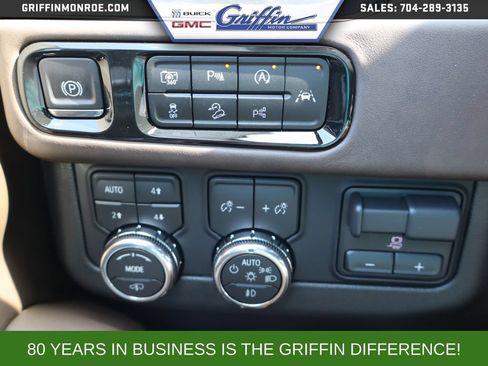 New 2026 GMC Yukon XL Denali Ultimate AWD/4WD image 19