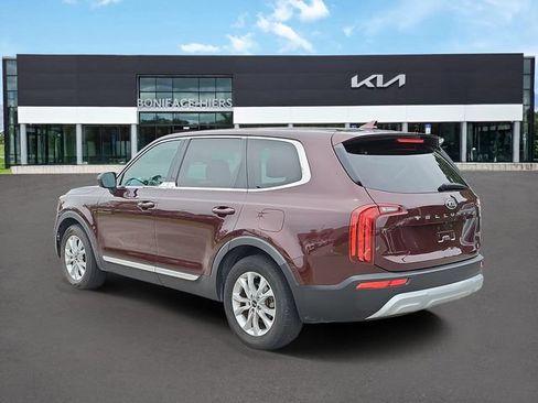 Used 2021 Kia Telluride LX FWD image 3