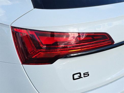 Certified 2023 Audi Q5 2.0T Premium Plus w/ Premium Plus Package image 34