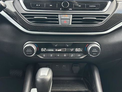 Used 2025 Nissan Altima 2.5 SR w/ SR Premium Package FWD image 20
