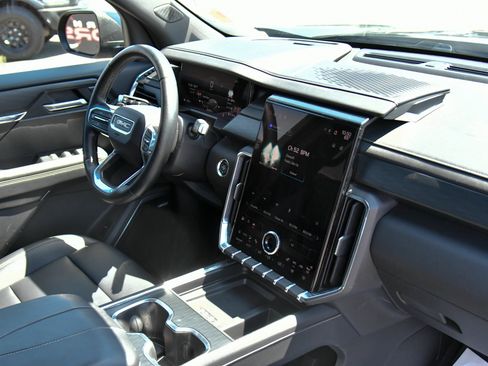Used 2024 GMC Acadia Elevation FWD image 52