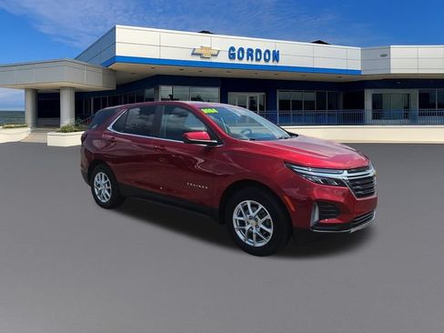 Used 2024 Chevrolet Equinox LT FWD image 8