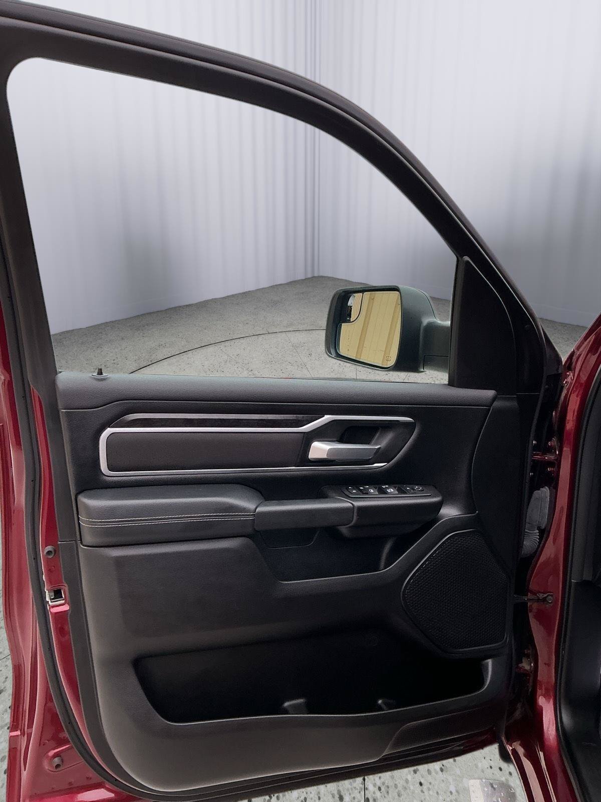 Used 2023 RAM 1500 Big Horn AWD/4WD image 17