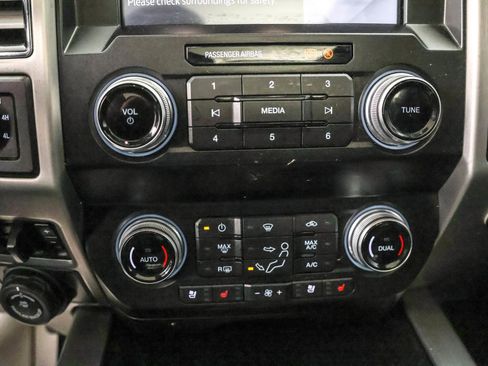 Used 2020 Ford F250 Platinum w/ Tremor Off-Road Package image 22