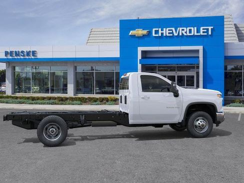 New 2026 Chevrolet Silverado 3500 W/T w/ WT Convenience Package RWD image 5