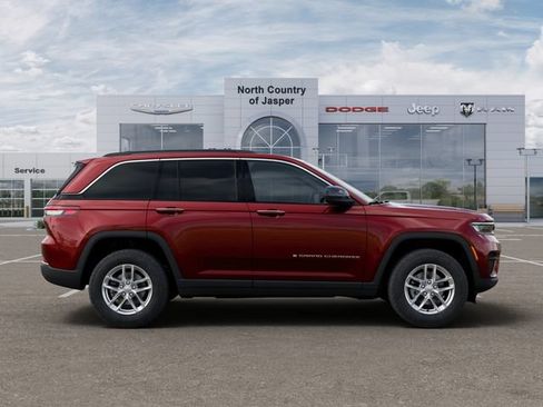 Used 2025 Jeep Grand Cherokee 4WD image 21