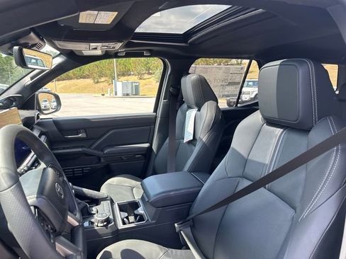 New 2026 Toyota 4Runner Limited AWD/4WD image 11