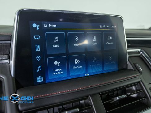 Used 2024 Chevrolet Suburban RST w/ Luxury Package AWD/4WD image 21