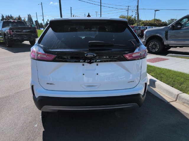 Certified 2023 Ford Edge SEL AWD/4WD image 4