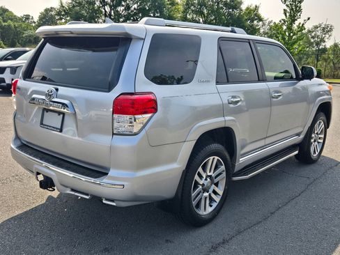 Used 2013 Toyota 4Runner Limited AWD/4WD image 7