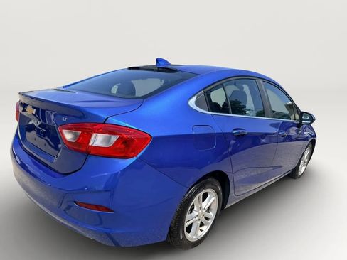 Used 2016 Chevrolet Cruze LT w/ Sun And Sound Package FWD image 11