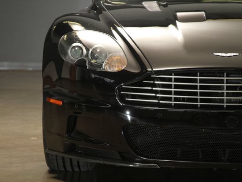 Used 2009 Aston Martin DBS Coupe RWD image 22