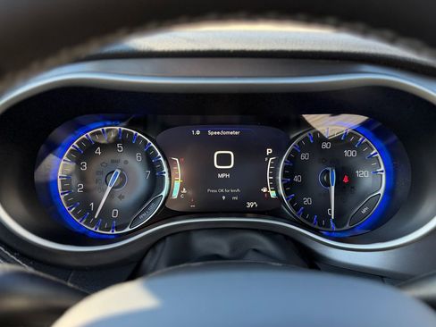 New 2026 Chrysler Pacifica Select image 16