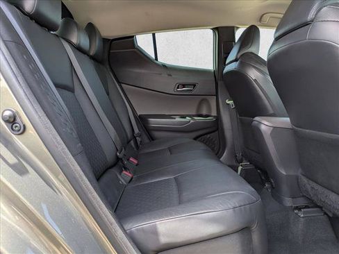 Used 2021 Toyota C-HR Limited FWD image 19