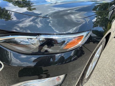 Used 2021 Chevrolet Malibu LS FWD image 26
