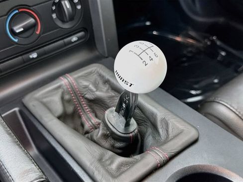 Used 2009 Ford Mustang Shelby GT500 RWD image 15