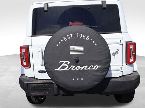 Used 2025 Ford Bronco Outer Banks AWD/4WD image 13