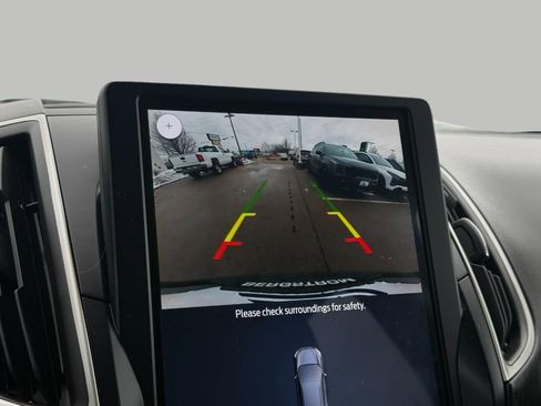 Used 2023 Ford Edge SEL image 36