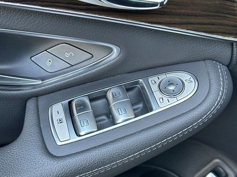 Used 2019 Mercedes-Benz C 300 Sedan image 15