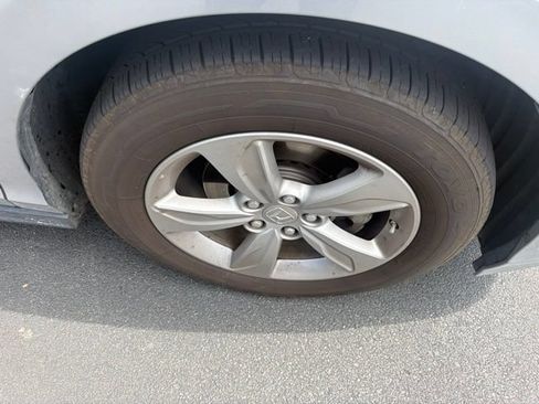 Used 2018 Honda Odyssey EX-L image 9