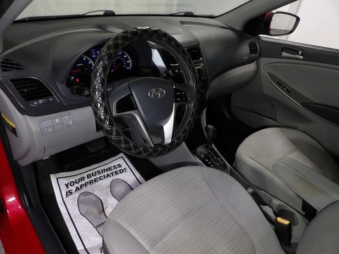 Used 2015 Hyundai Accent GS FWD image 9