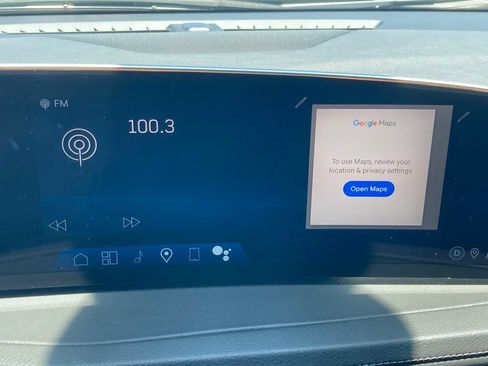 Used 2025 Cadillac XT4 Premium Luxury FWD image 24