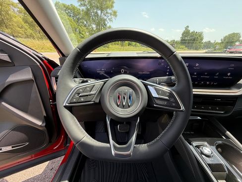 Certified 2026 Buick Envision Sport Touring AWD/4WD image 19