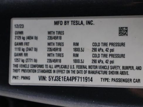 Used 2023 Tesla Model 3 Standard Range RWD image 38