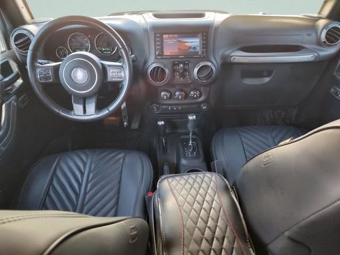 Used 2018 Jeep Wrangler Unlimited Sport S AWD/4WD image 9