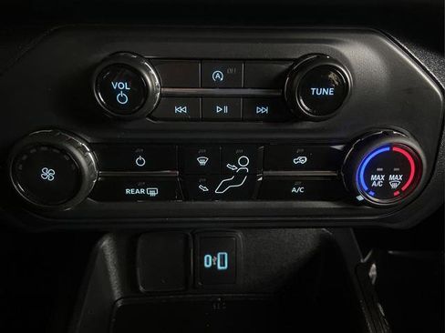 Used 2023 Ford Bronco 4-Door image 16