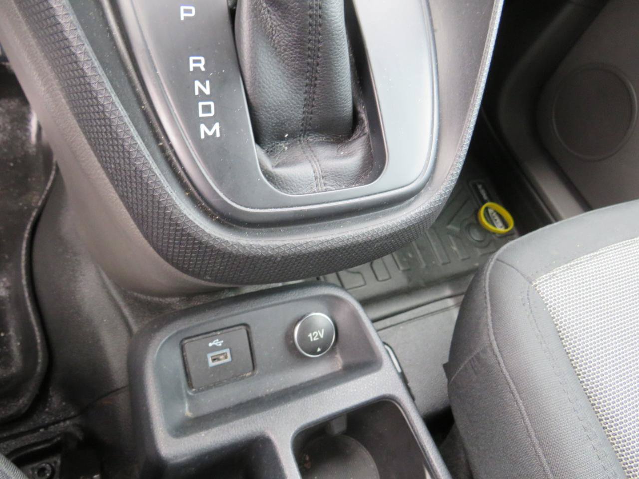 Used 2020 Ford Transit Connect XL FWD image 14