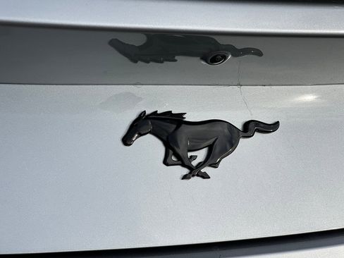 Used 2025 Ford Mustang Coupe image 25