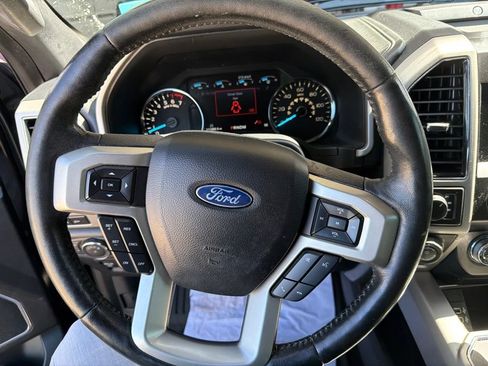 Used 2020 Ford F150 Lariat w/ Equipment Group 502A Luxury AWD/4WD image 13