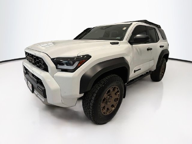 Certified 2025 Toyota 4Runner Trailhunter AWD/4WD image 3