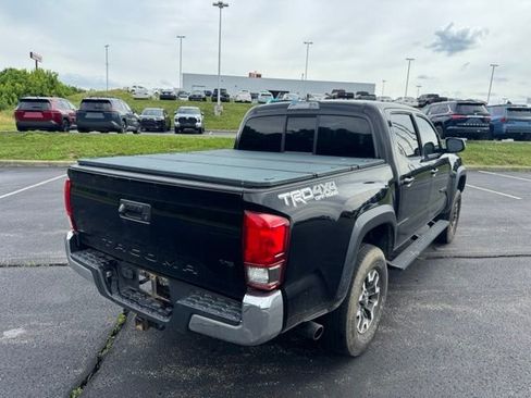 Used 2016 Toyota Tacoma TRD Off-Road w/ Towing Package AWD/4WD image 3