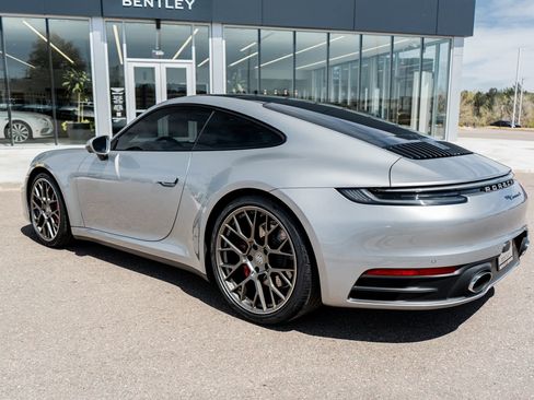 Used 2024 Porsche 911 Carrera S RWD image 9