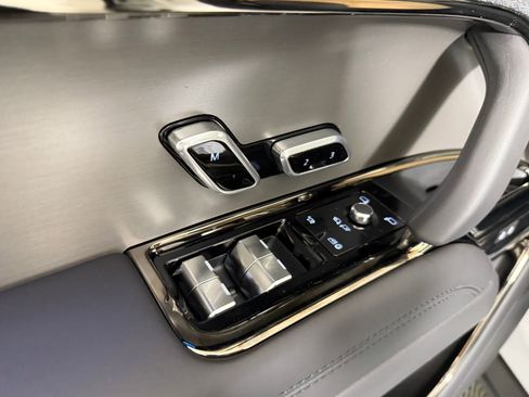 New 2026 Land Rover Range Rover Sport Dynamic SE AWD/4WD image 11