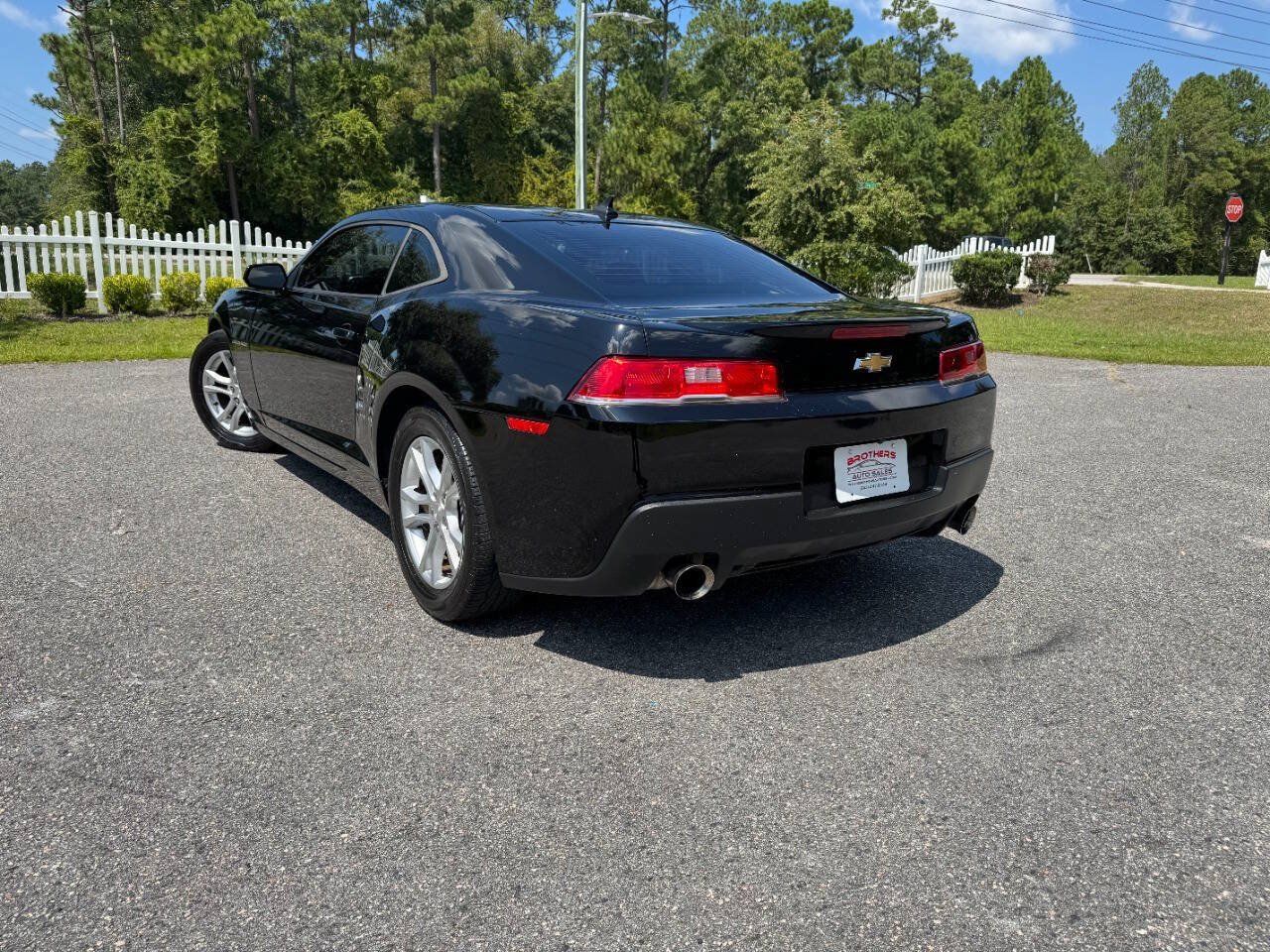 Used 2015 Chevrolet Camaro LS RWD image 31