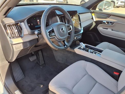 New 2026 Volvo XC90 B6 Plus w/ Protection Package Premier image 12